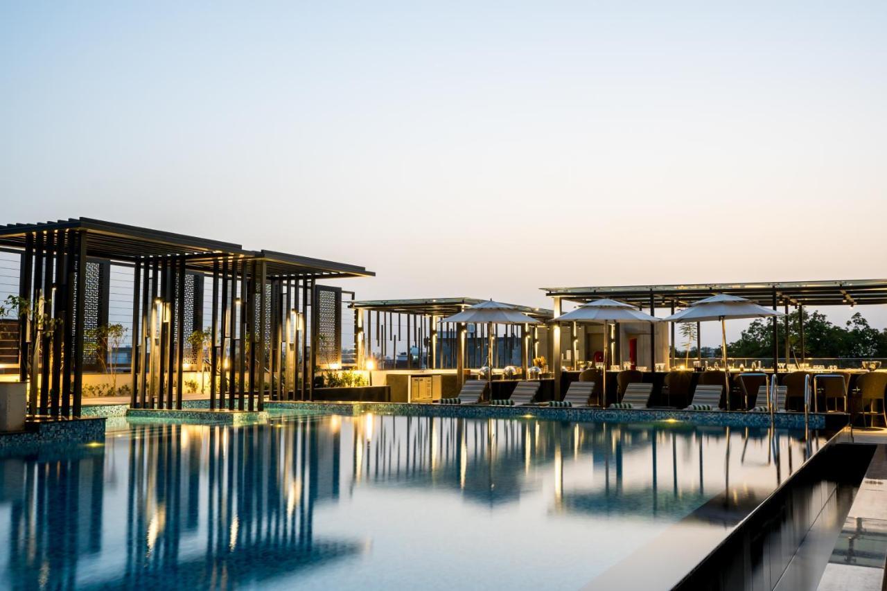 Holiday Inn Lucknow Airport By Ihg エクステリア 写真