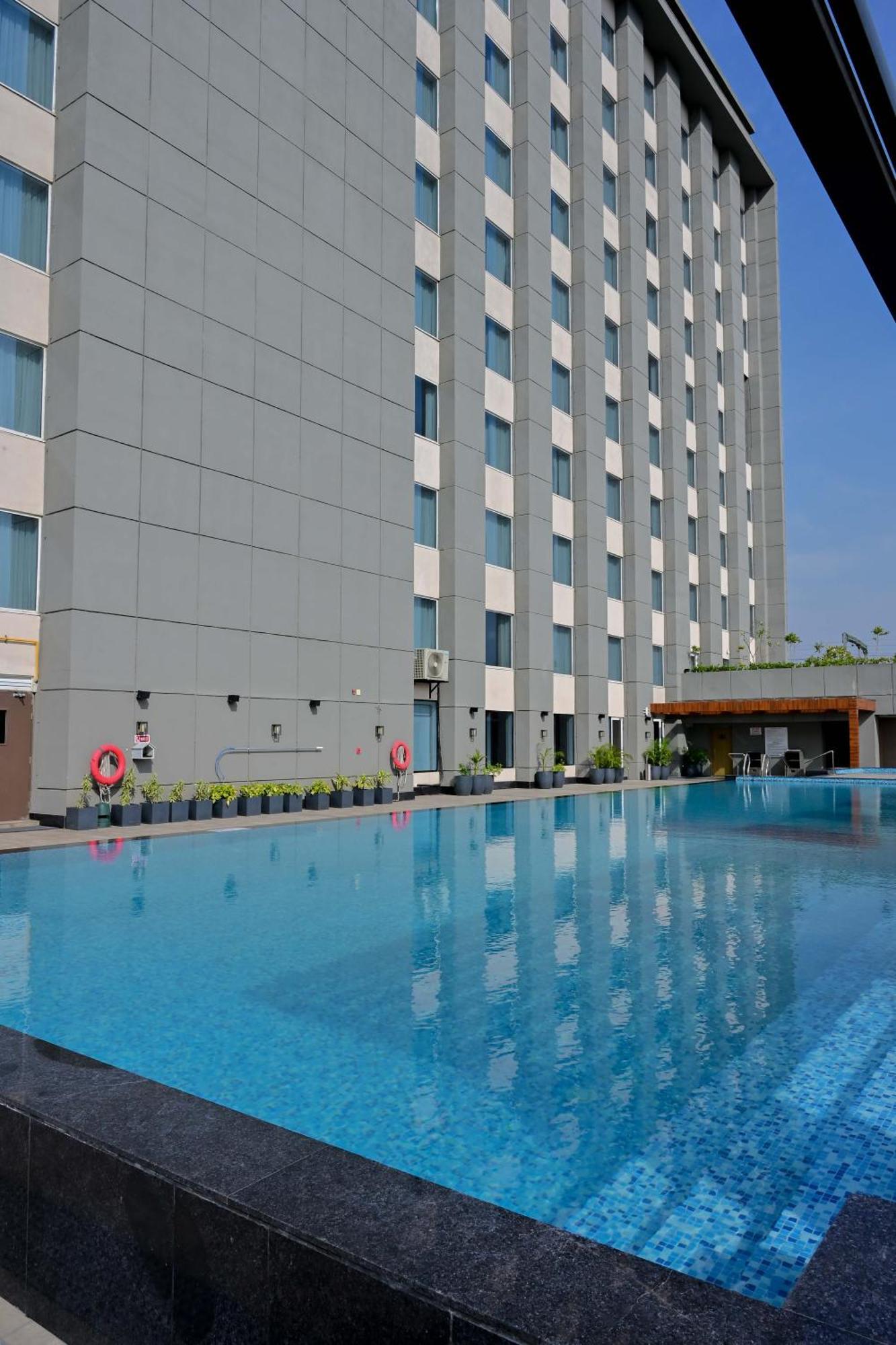 Holiday Inn Lucknow Airport By Ihg エクステリア 写真