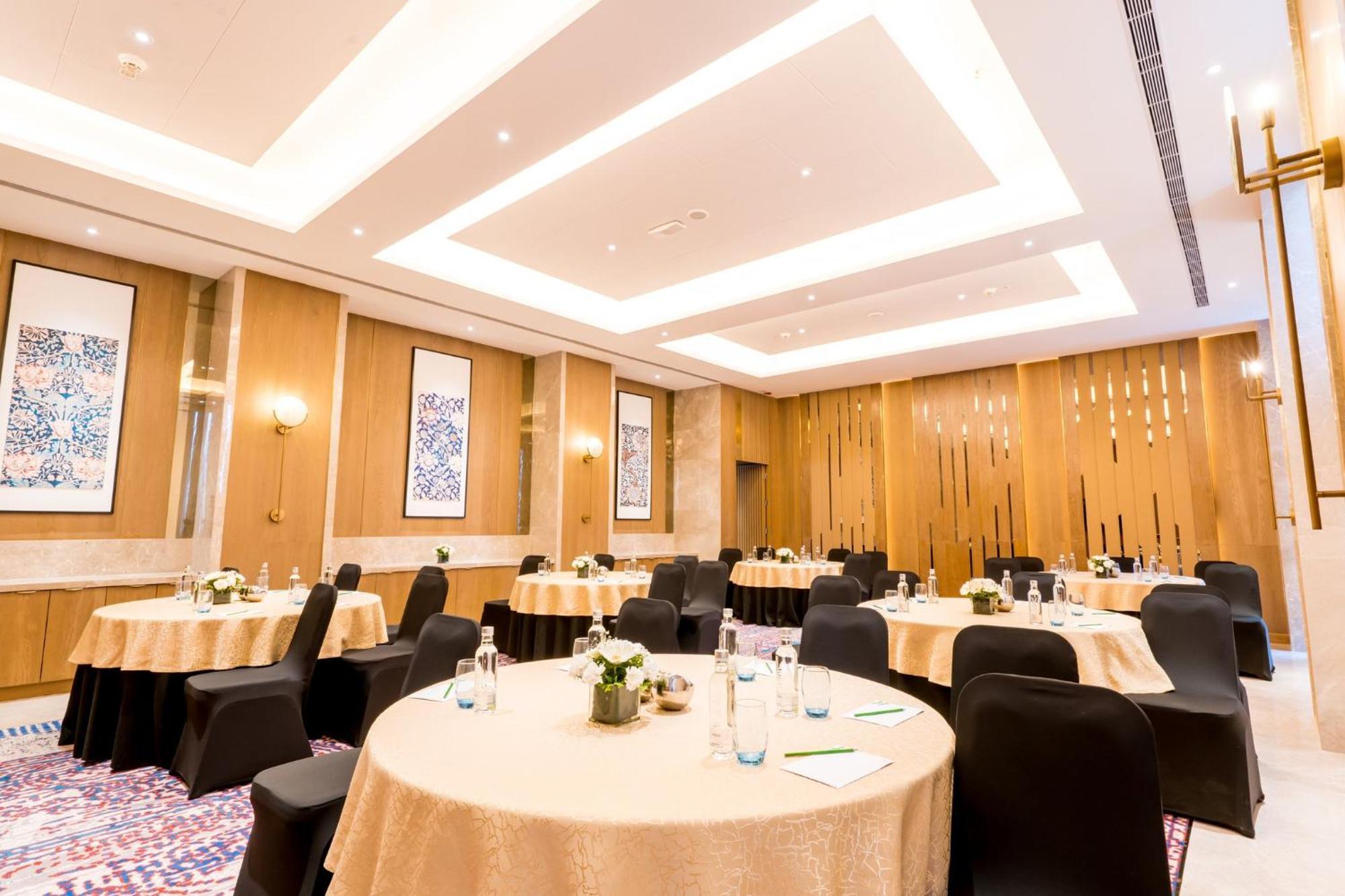Holiday Inn Lucknow Airport By Ihg エクステリア 写真